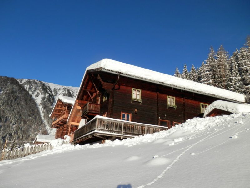 Der Hof im Winter